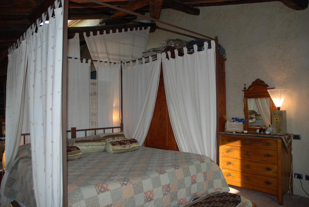 Podere Le Buche Pelago Kültér fotó